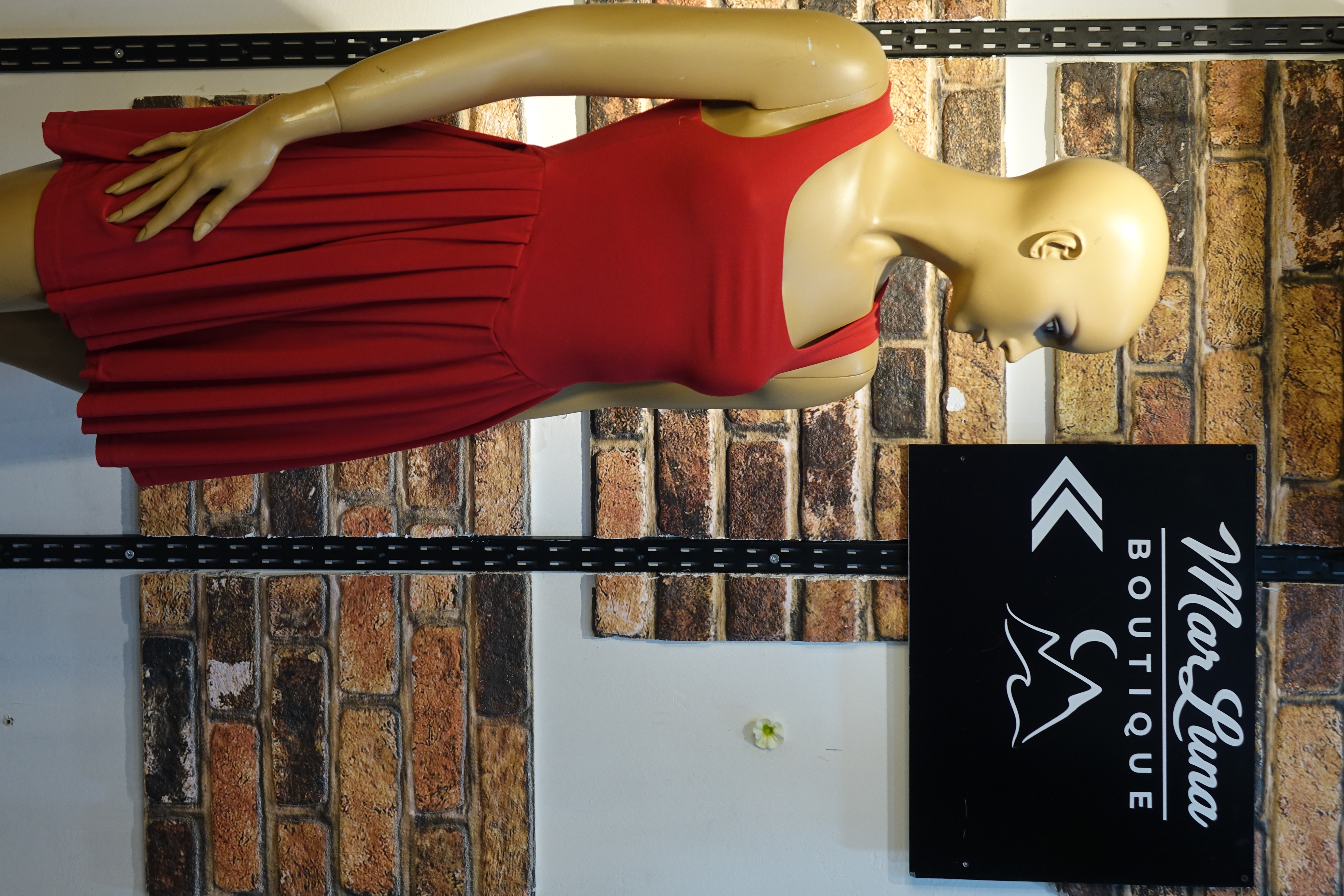 Kırmızı Kare Yaka Mini Kadın Elbise – Basic Fit Pileli Yazlık Günlük Elbise | MarLuna