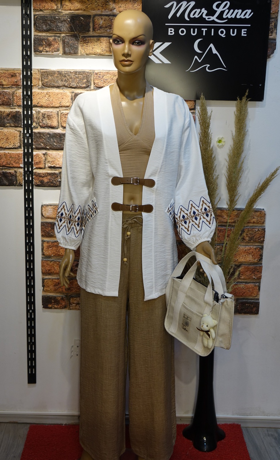 Bohem Yaz Kombini – Nakışlı Kimono, Crop Bluz ve Rahat Kesim Pantolon | MarLuna