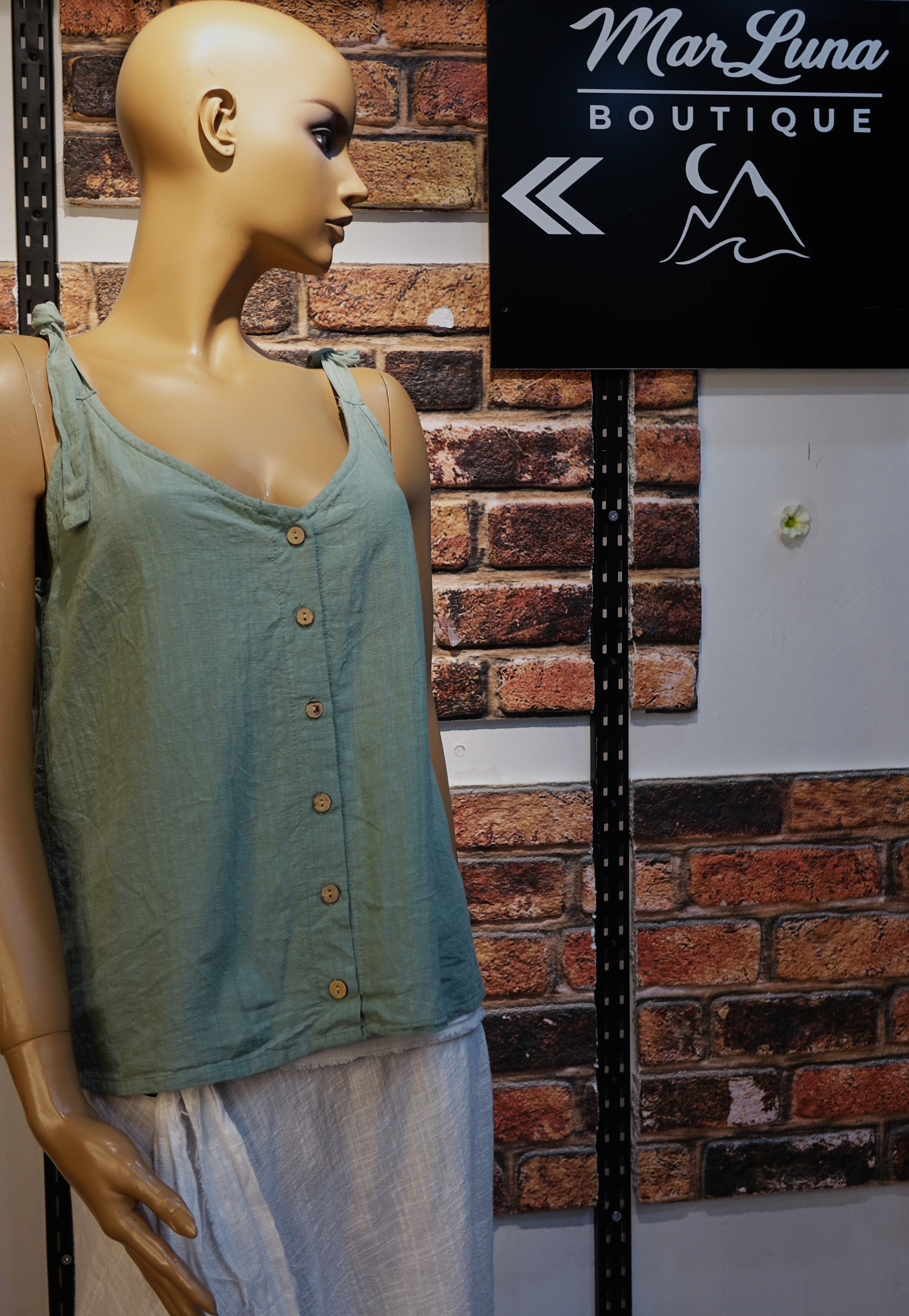 Mint Yeşili Askılı Düğmeli Kadın Bluz – Yazlık Rahat Kadın Üst | MarLuna