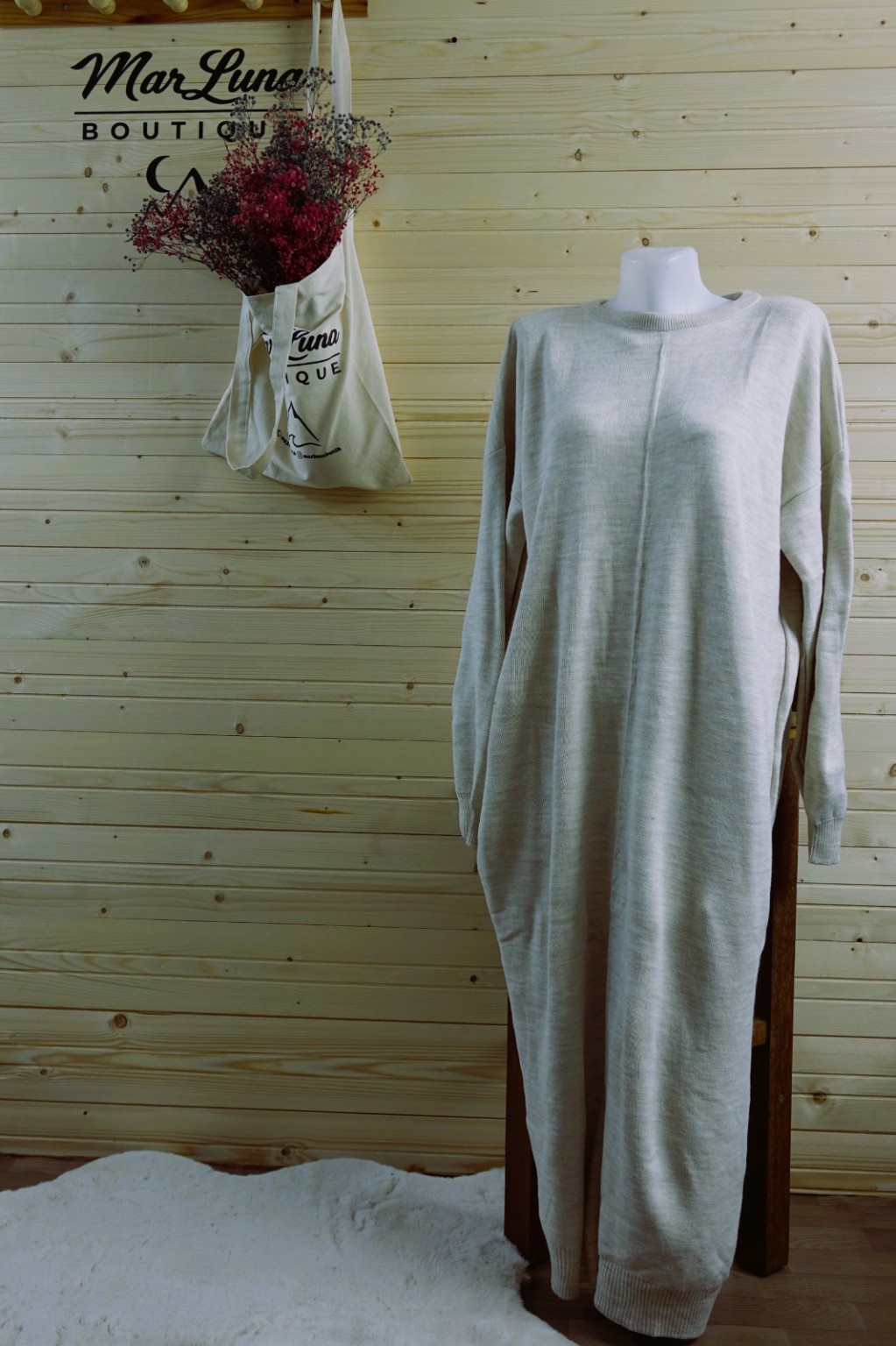 Bej Uzun Triko Elbise – Oversize Kadın Günlük Triko Elbise