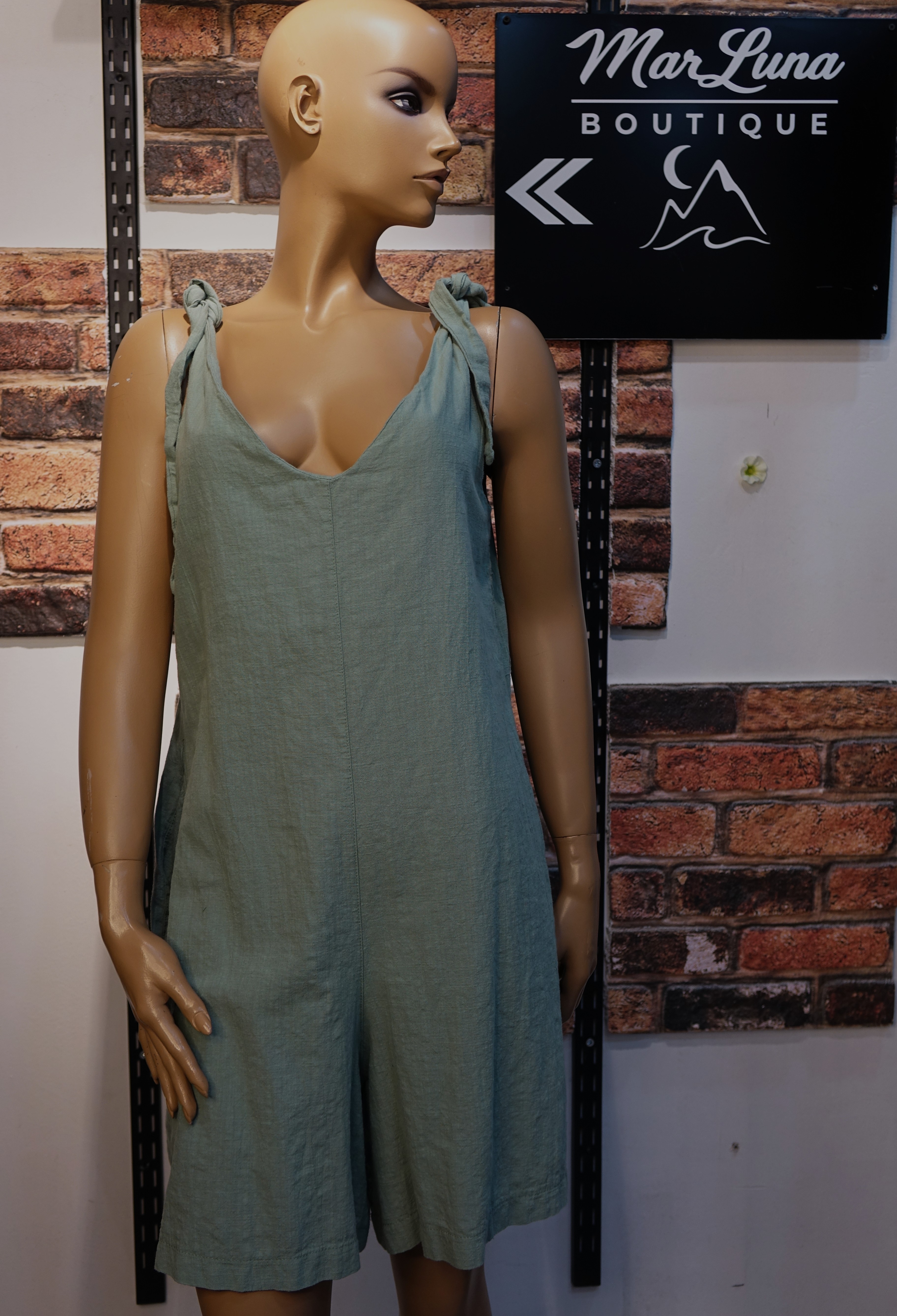 Haki Yeşil Askılı Kadın Yazlık Tulum – Rahat Kesim Boho Yaz Kombini | MarLuna