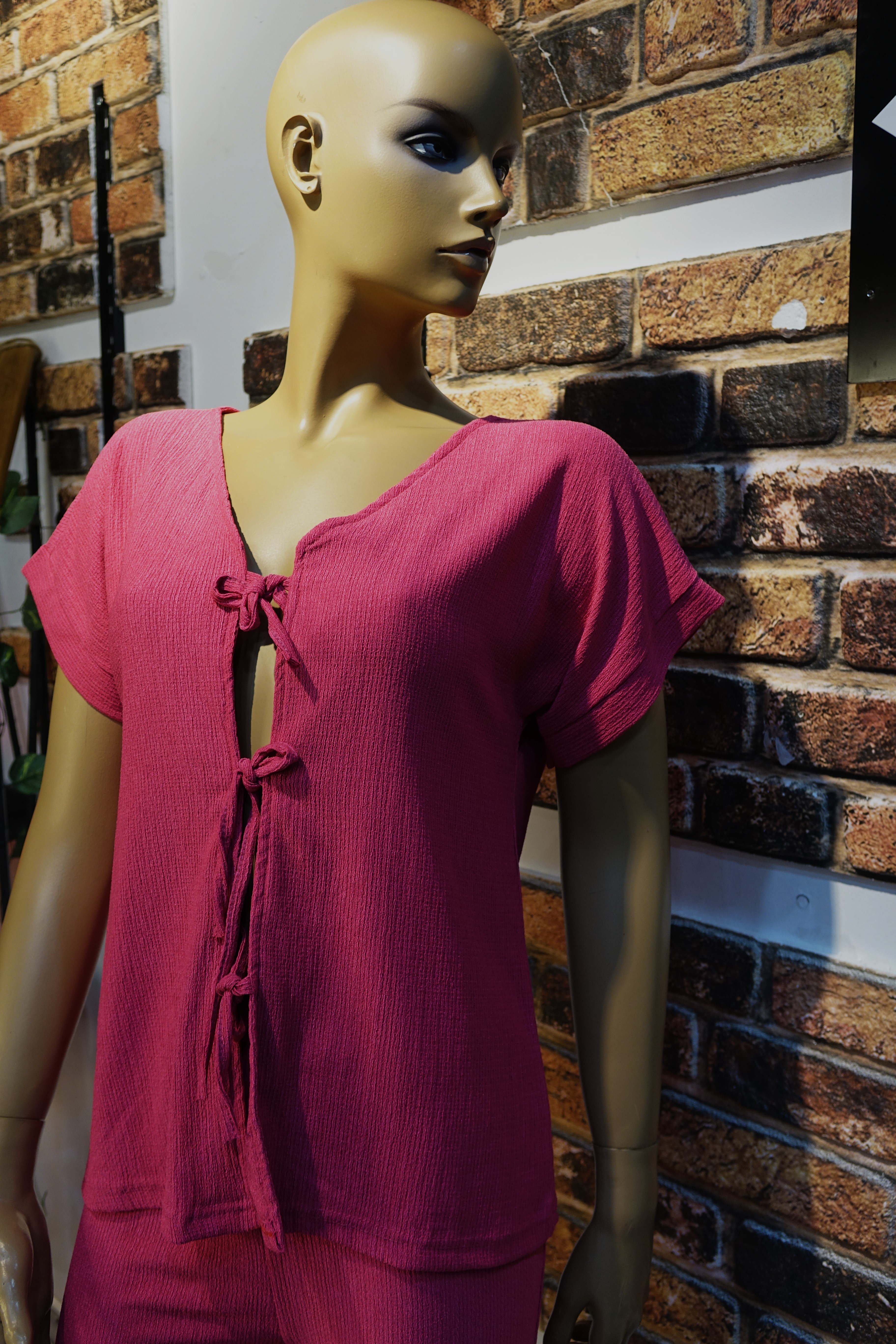 Pembe Kadın İkili Takım – Bağlama Detaylı Bluz ve İspanyol Paça Pantolon Takım | MarLuna