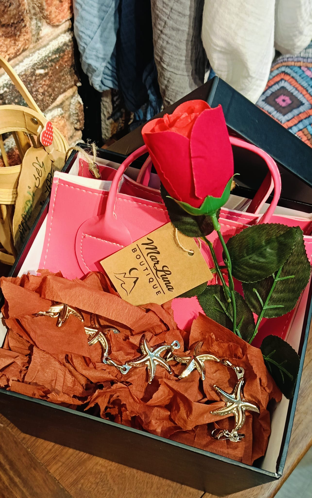 MarLuna Rose 24 Hediye Kutusu