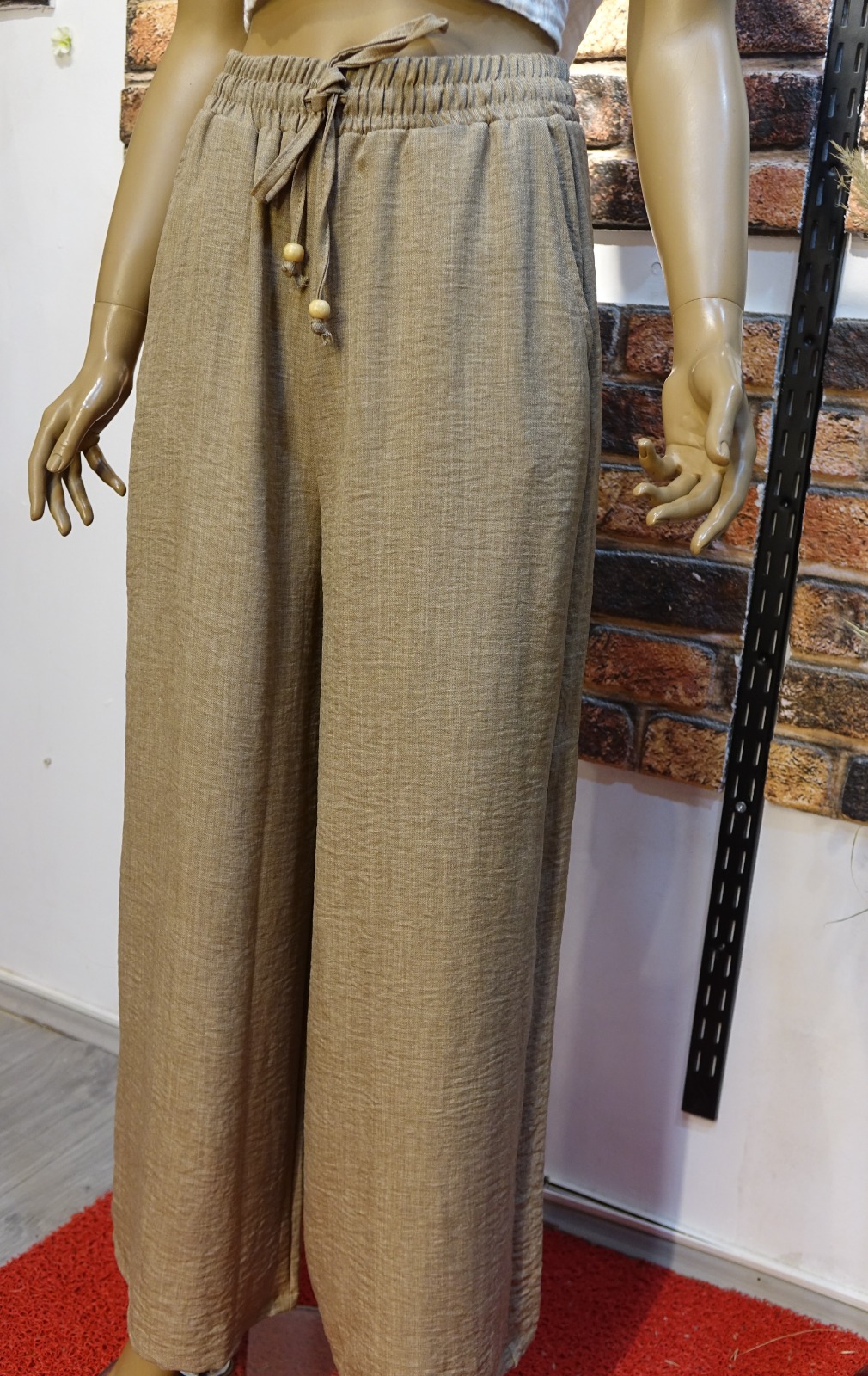 Doğal Bej Tonlu Kadın Pantolon – Hafif, Akışkan & Bohem Konfor