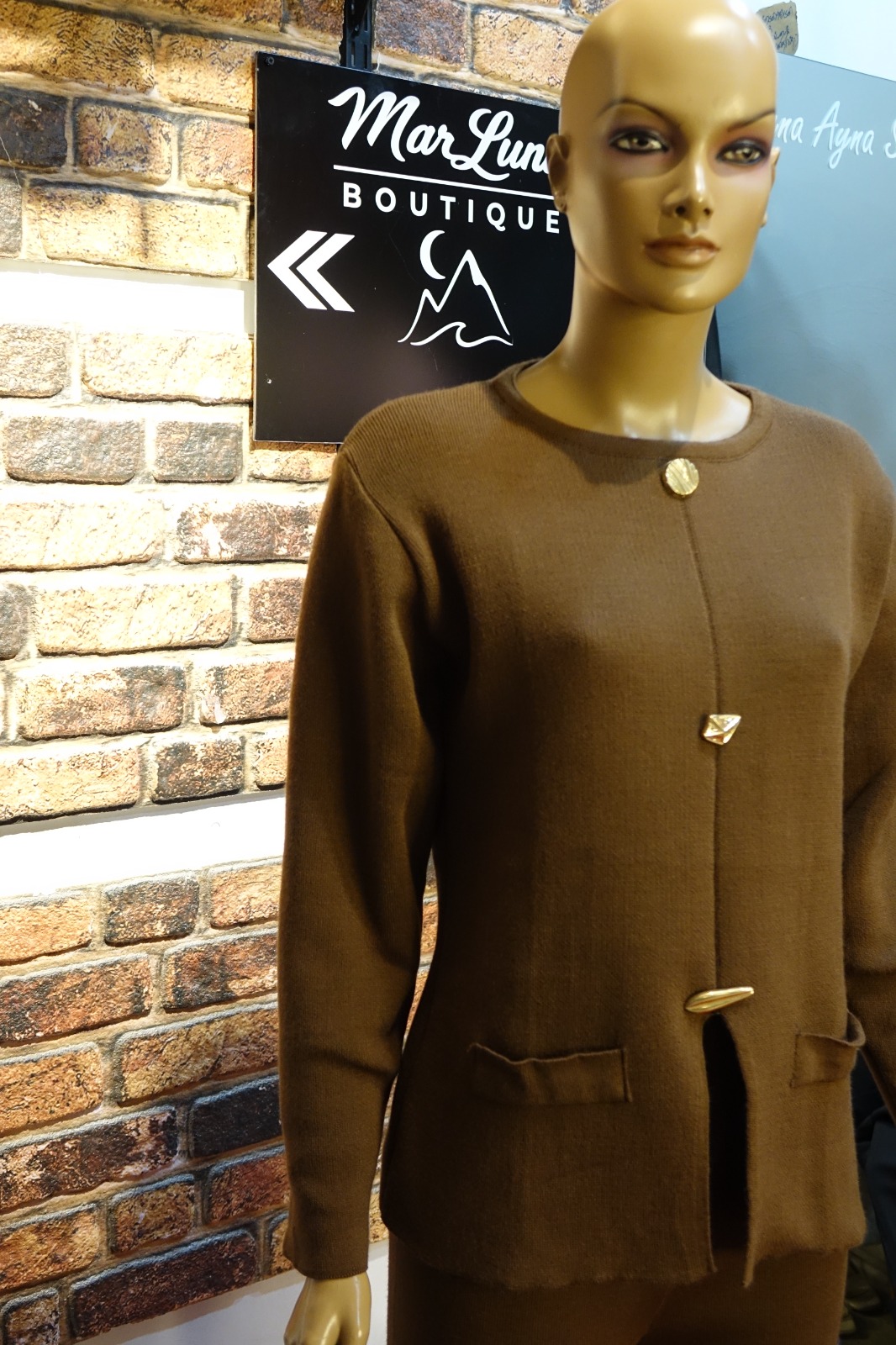 Zamansız Şıklık Kadın Triko Takım – Standart Beden (Üst & Pantolon)