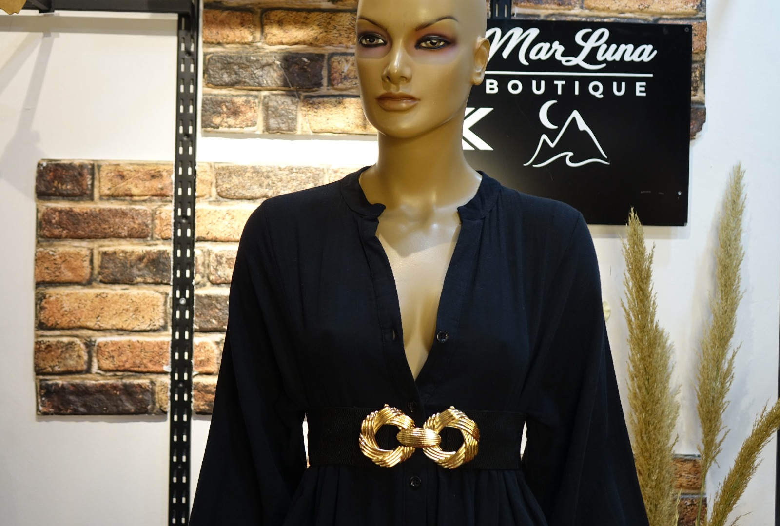 Siyah Tonlu Kadın Uzun Gömlek Elbise