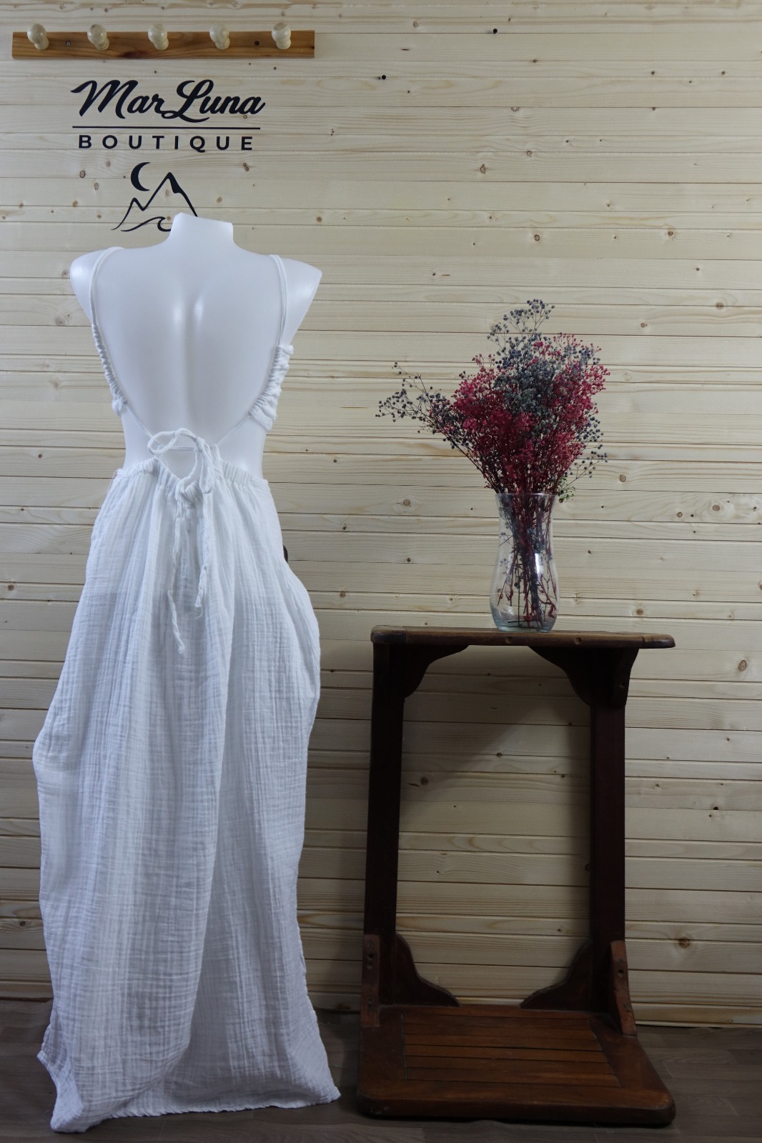 Beyaz Müslin Halka Detaylı Uzun Sahil Elbisesi – Yazlık Tatil Elbisesi | MarLuna