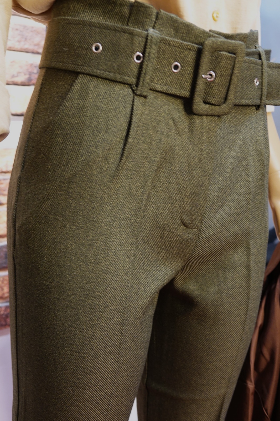 Haki Kemerli Yüksek Bel Pantolon – Kadın Kumaş Şık Pantolon