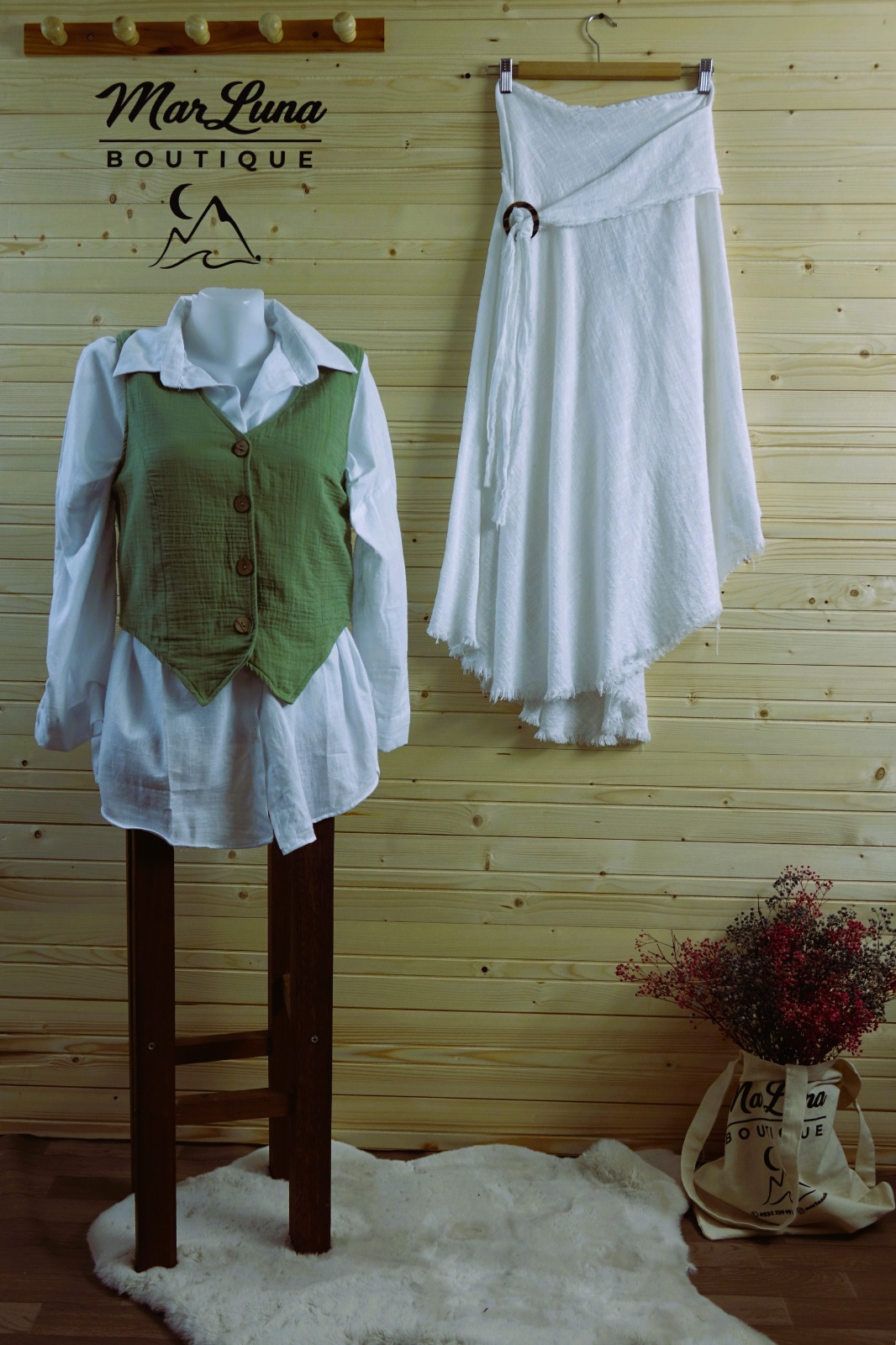 Bohem Yaz Kombini – Müslin Gömlek, Düğmeli Yelek ve Halka Detaylı Etek | MarLuna