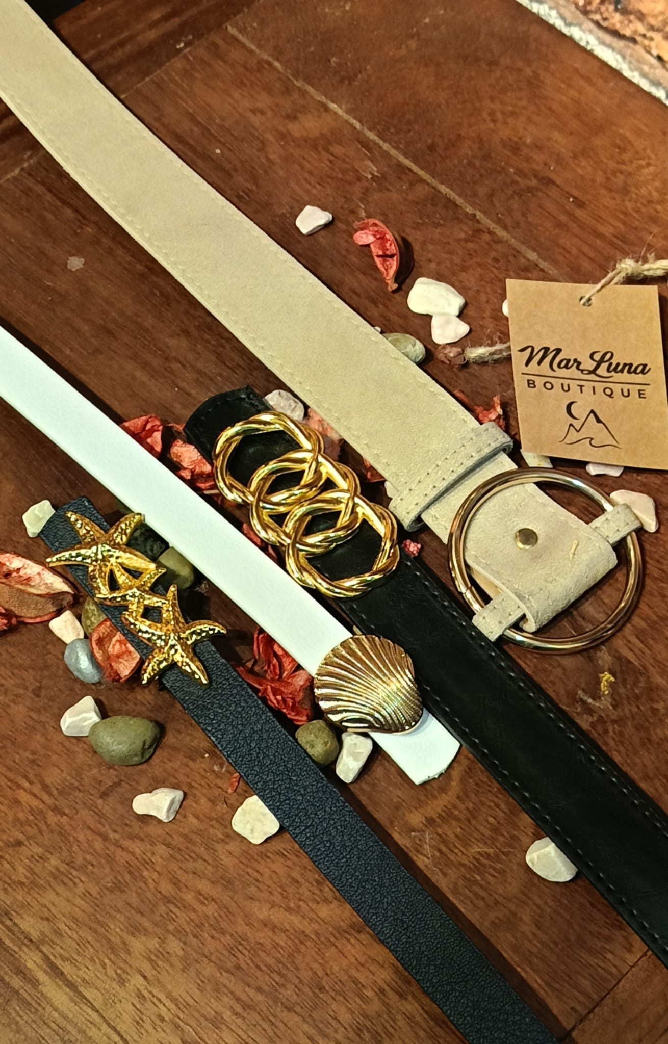 MarLuna Rose Aura