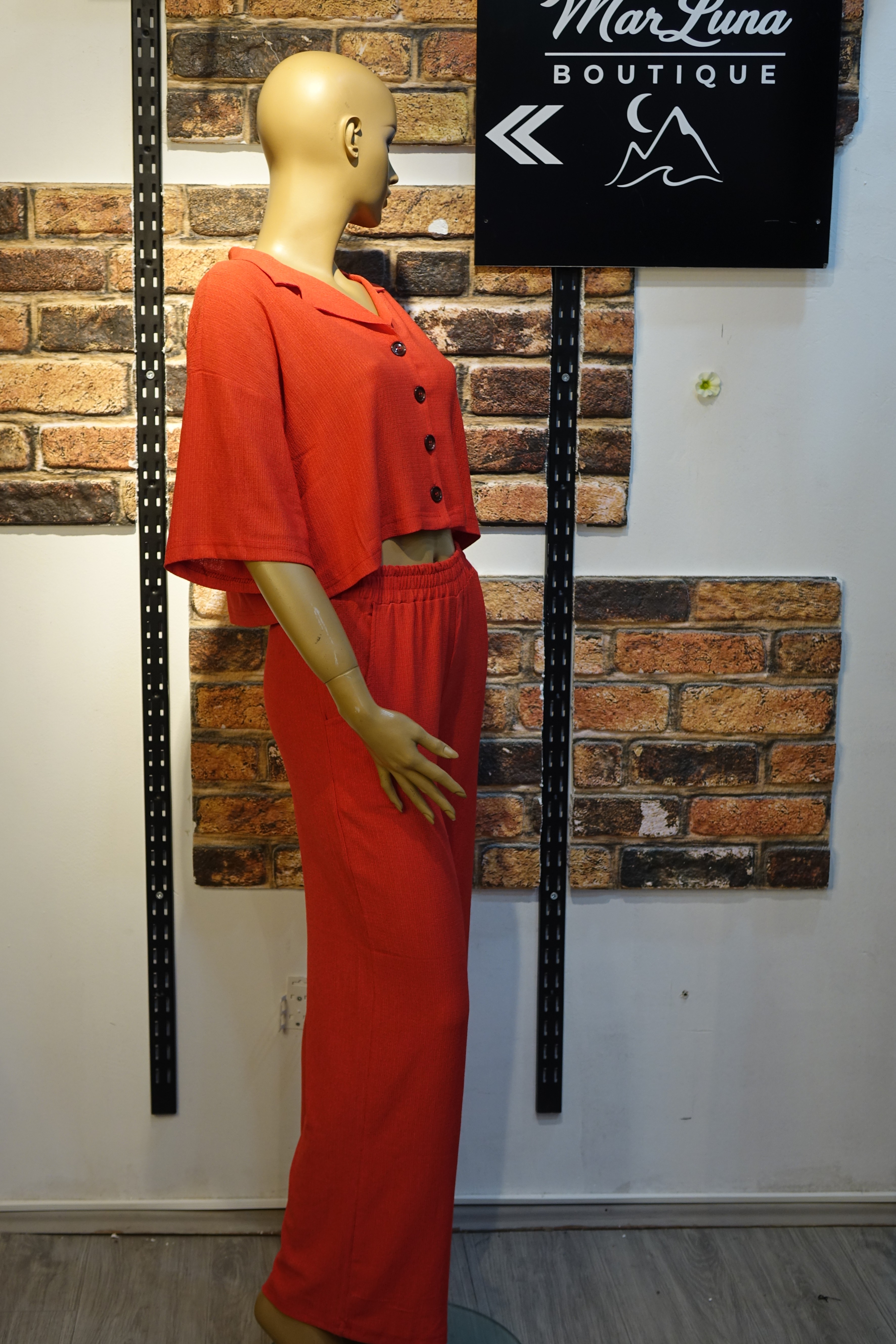 Kırmızı Crop Gömlek Takım – Kadın Yazlık Rahat Pantolonlu İkili Takım