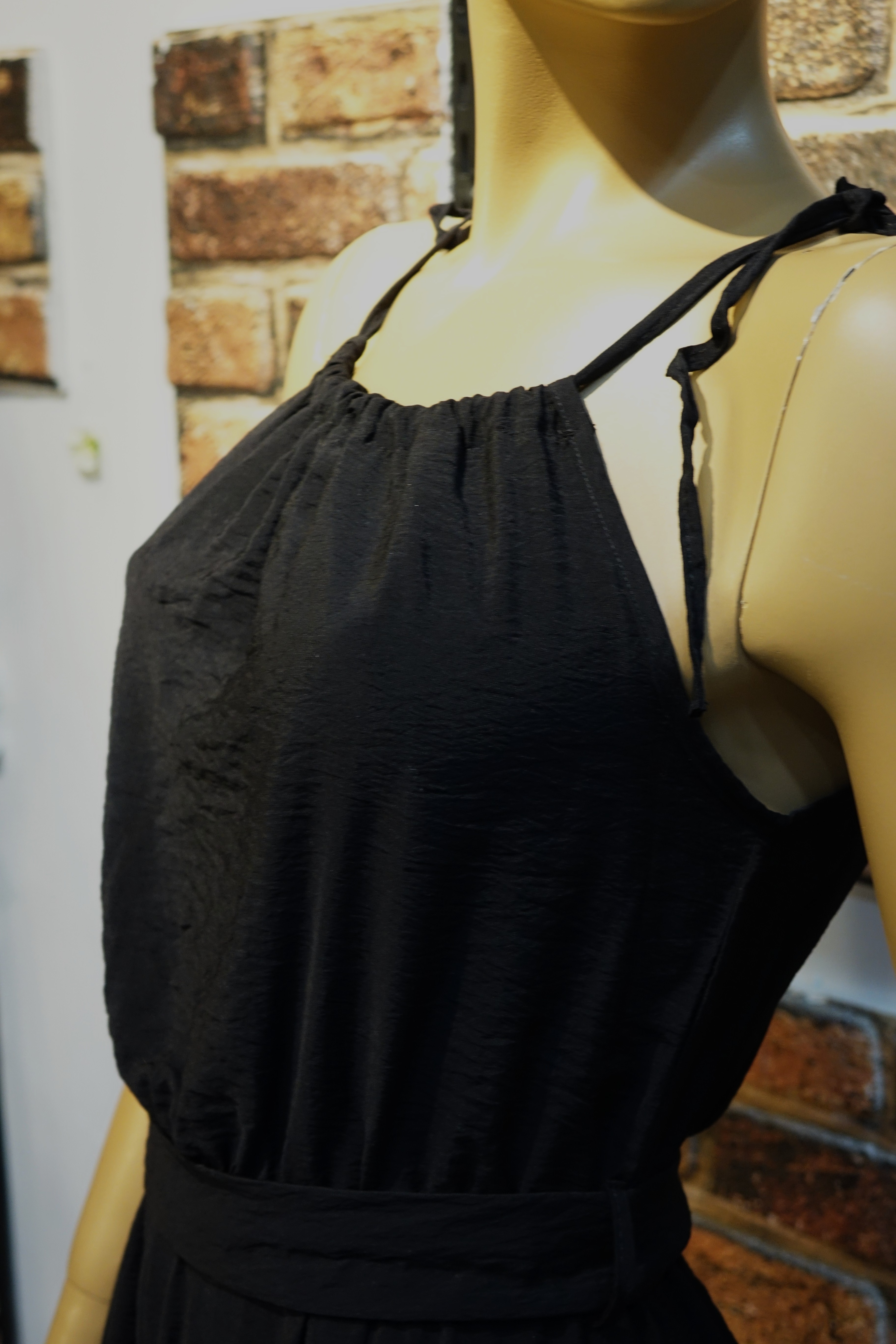 Siyah Askılı Uzun Kadın Elbise – Bel Kuşaklı Rahat Kesim Yazlık Maxi Elbise | MarLuna