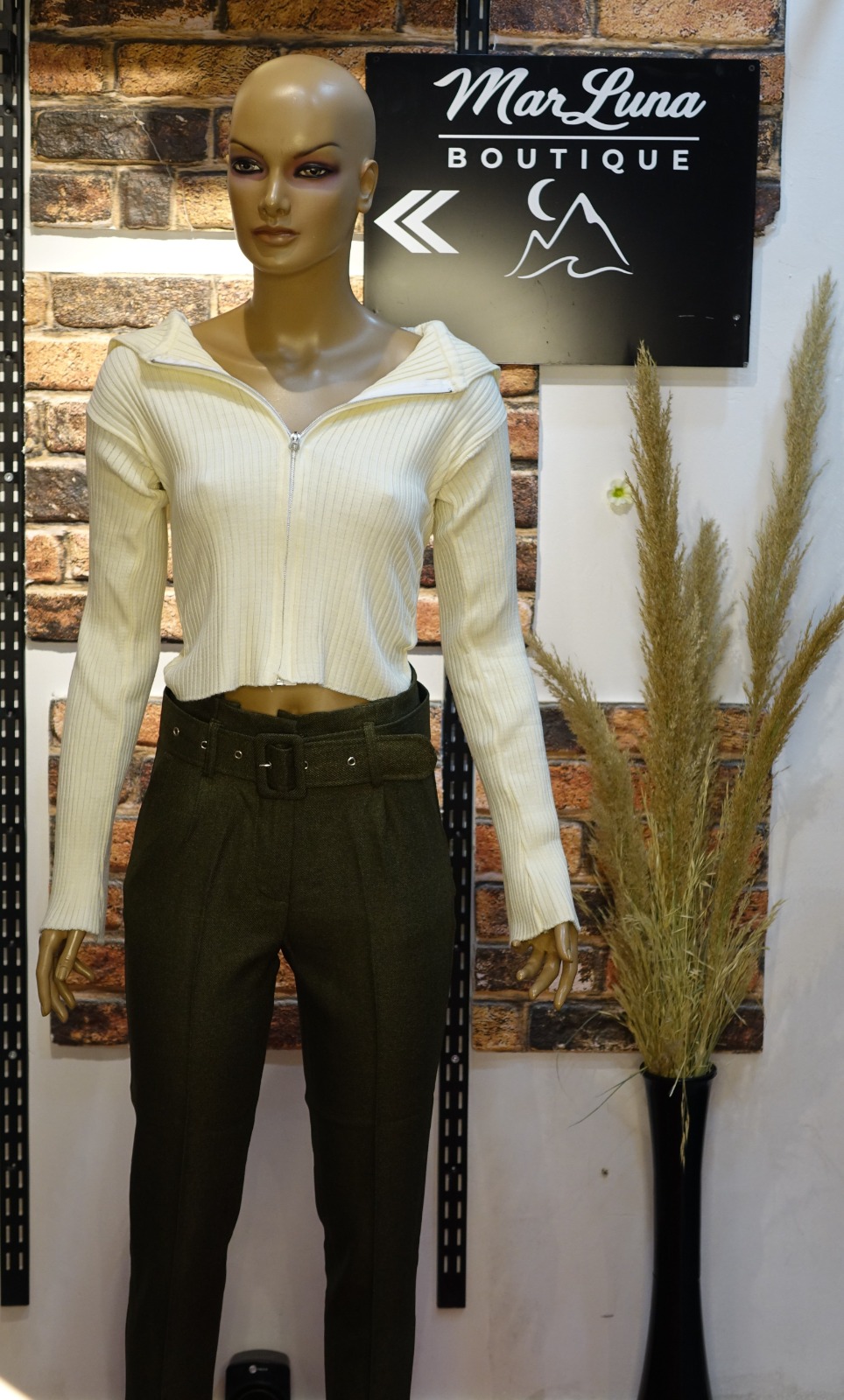 Haki Kemerli Yüksek Bel Pantolon – Kadın Kumaş Şık Pantolon