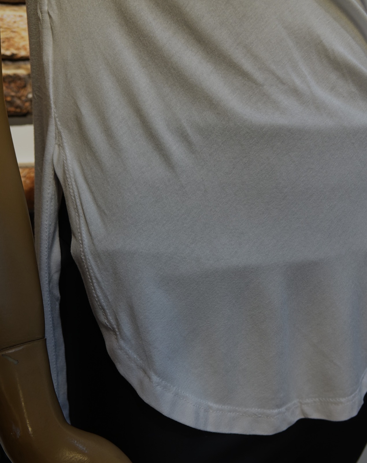 Beyaz Salaş Kesim Arkası Uzun Kadın Basic Tişört