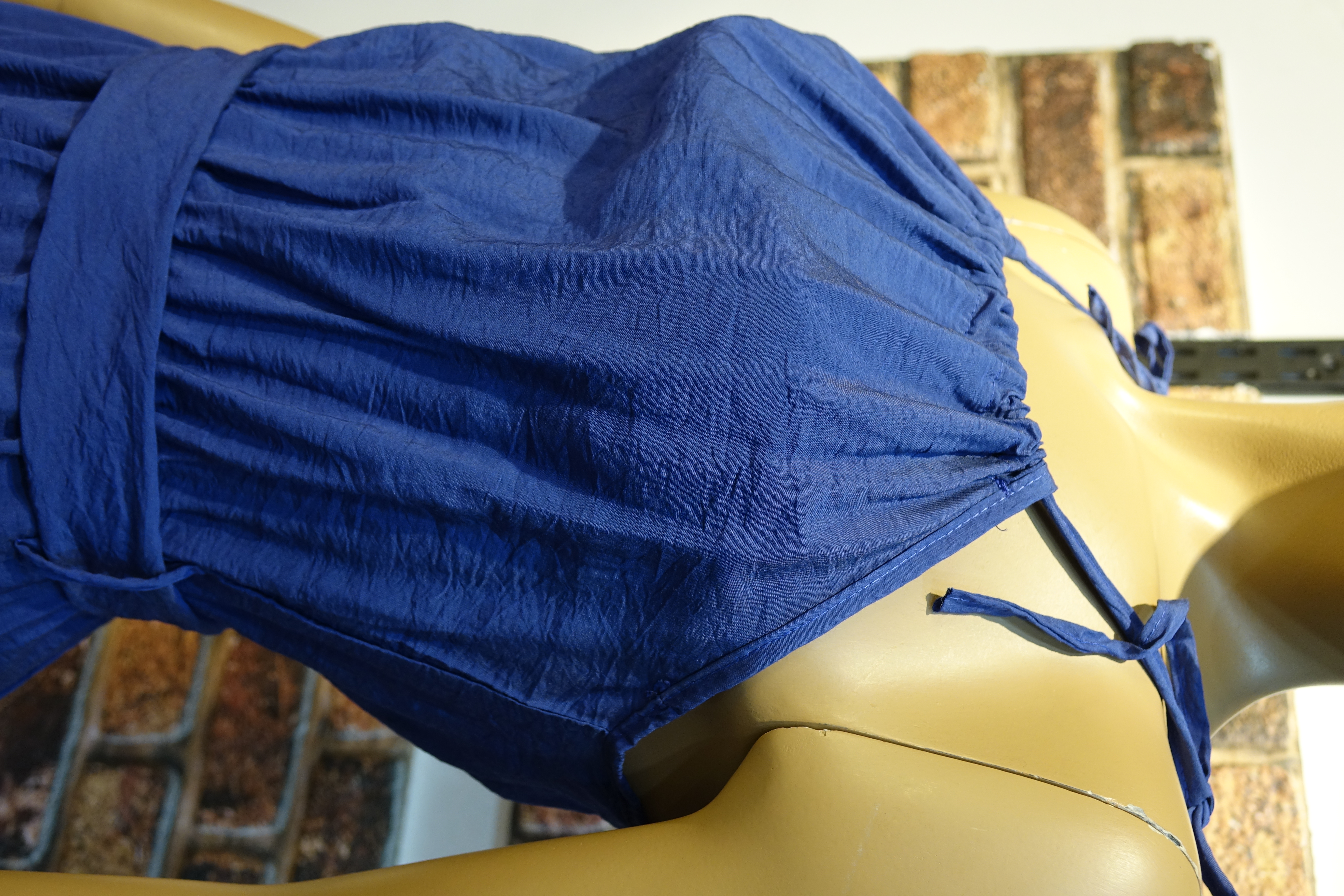 Saks Mavisi Askılı Uzun Kadın Elbise – Bel Kuşaklı Rahat Kesim Yazlık Maxi Elbise | MarLuna