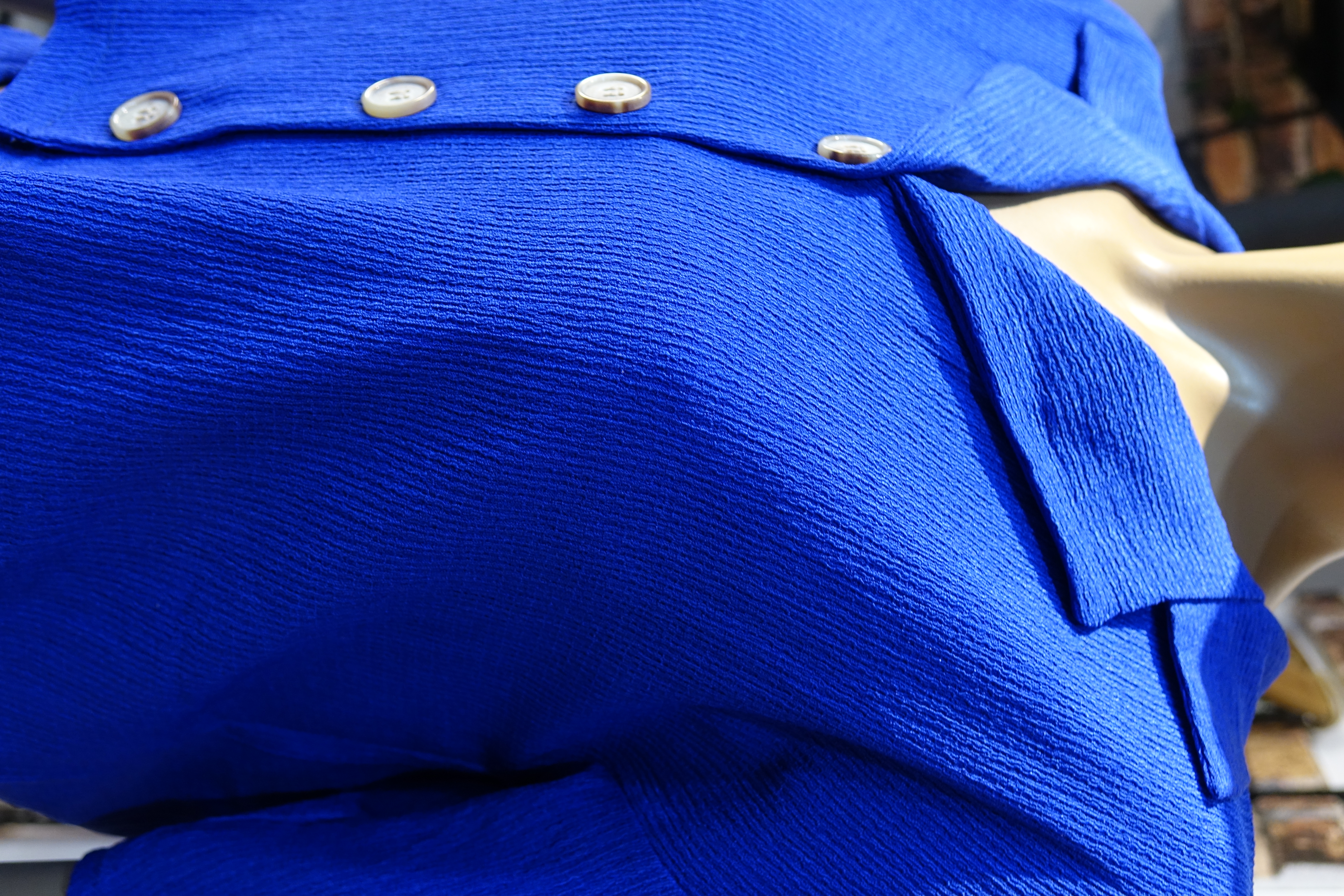 Saks Mavisi Kadın İkili Takım – Düğme Detaylı Crop Bluz ve Rahat Kesim Pantolon Takım | MarLuna