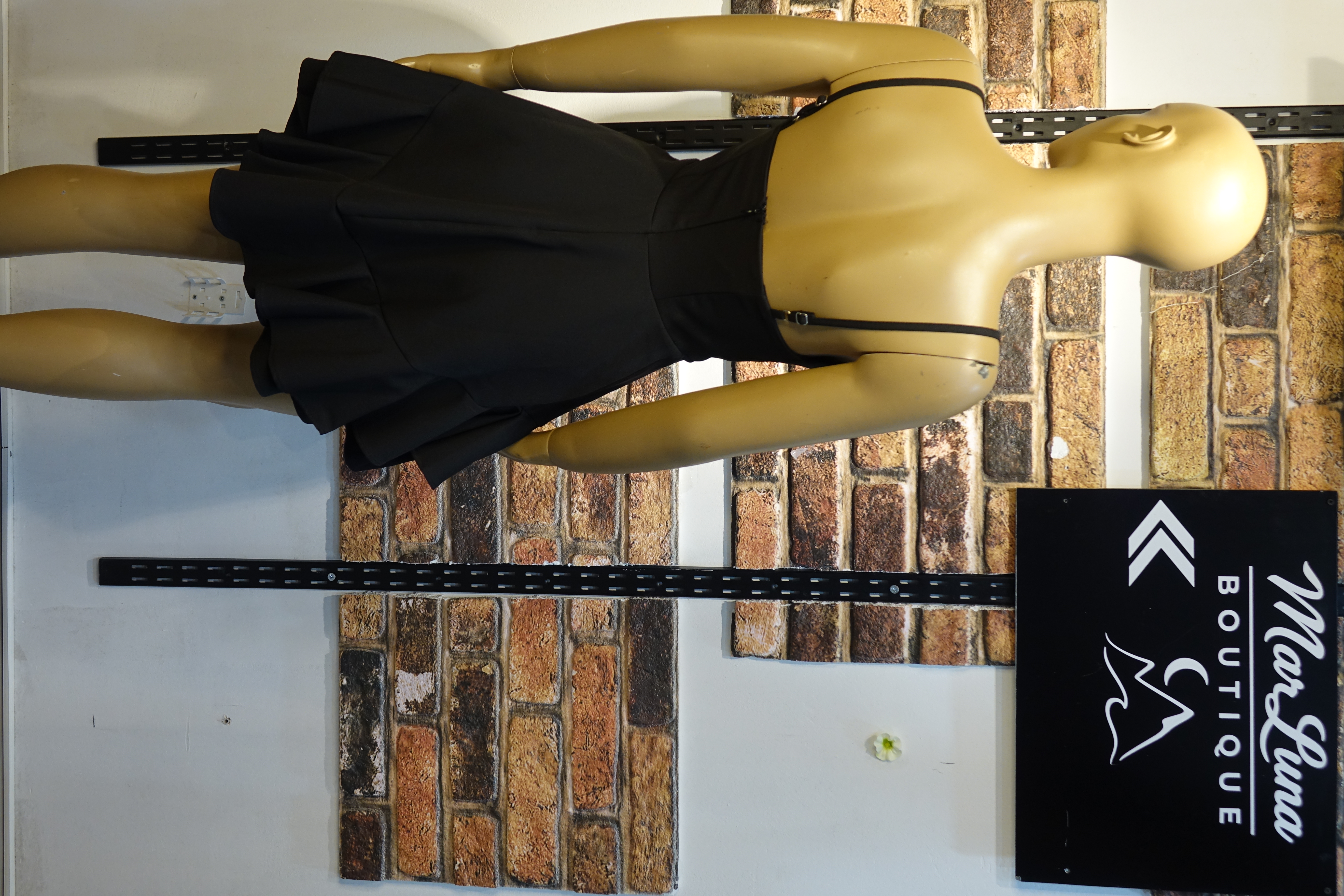 Siyah Askılı Mini Kadın Elbise – Korsaj Detaylı Volanlı Şık Elbise | MarLuna