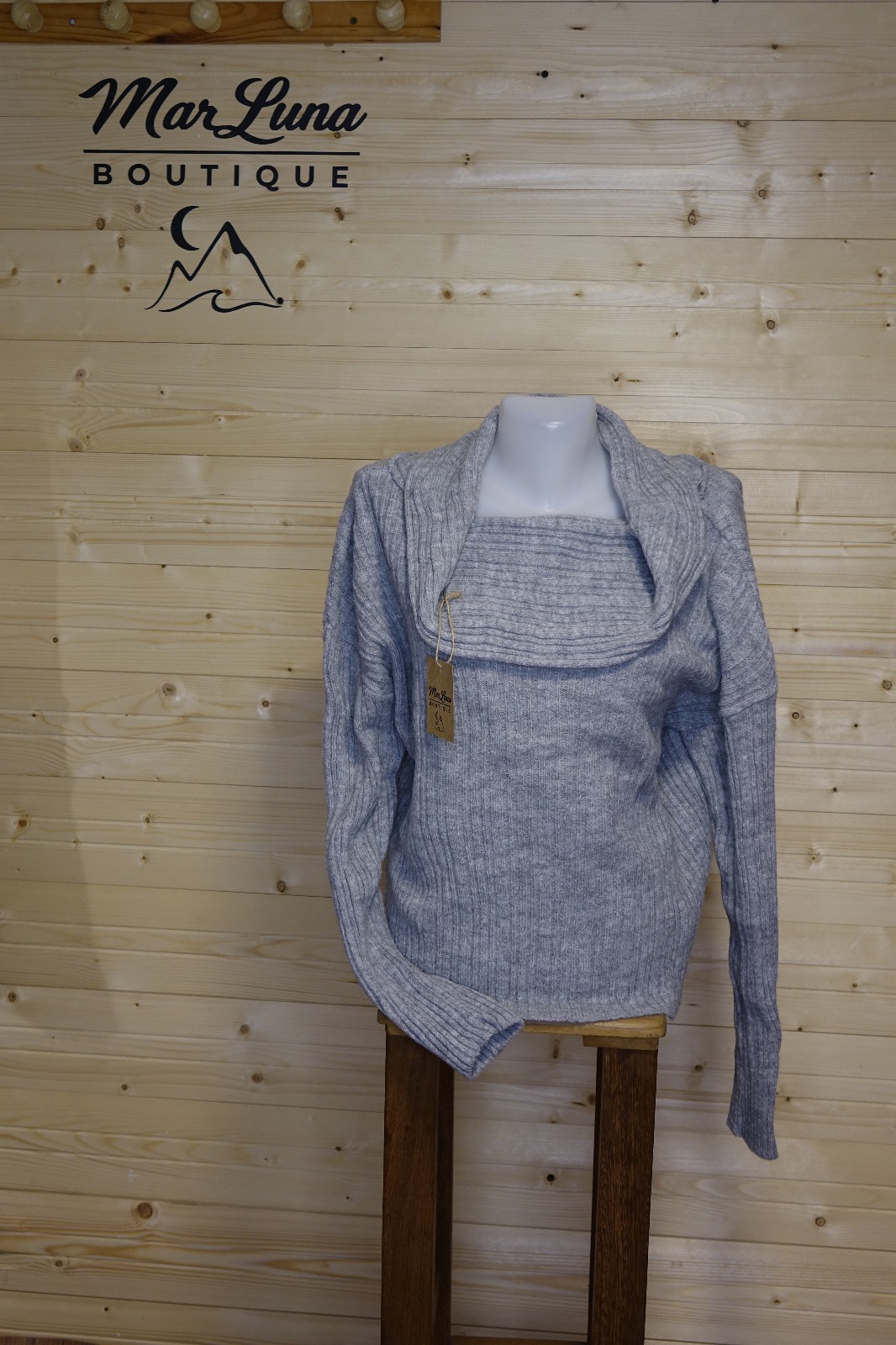 Madonna Yaka Triko Kazak – Yeşil Kadın Triko Kazak