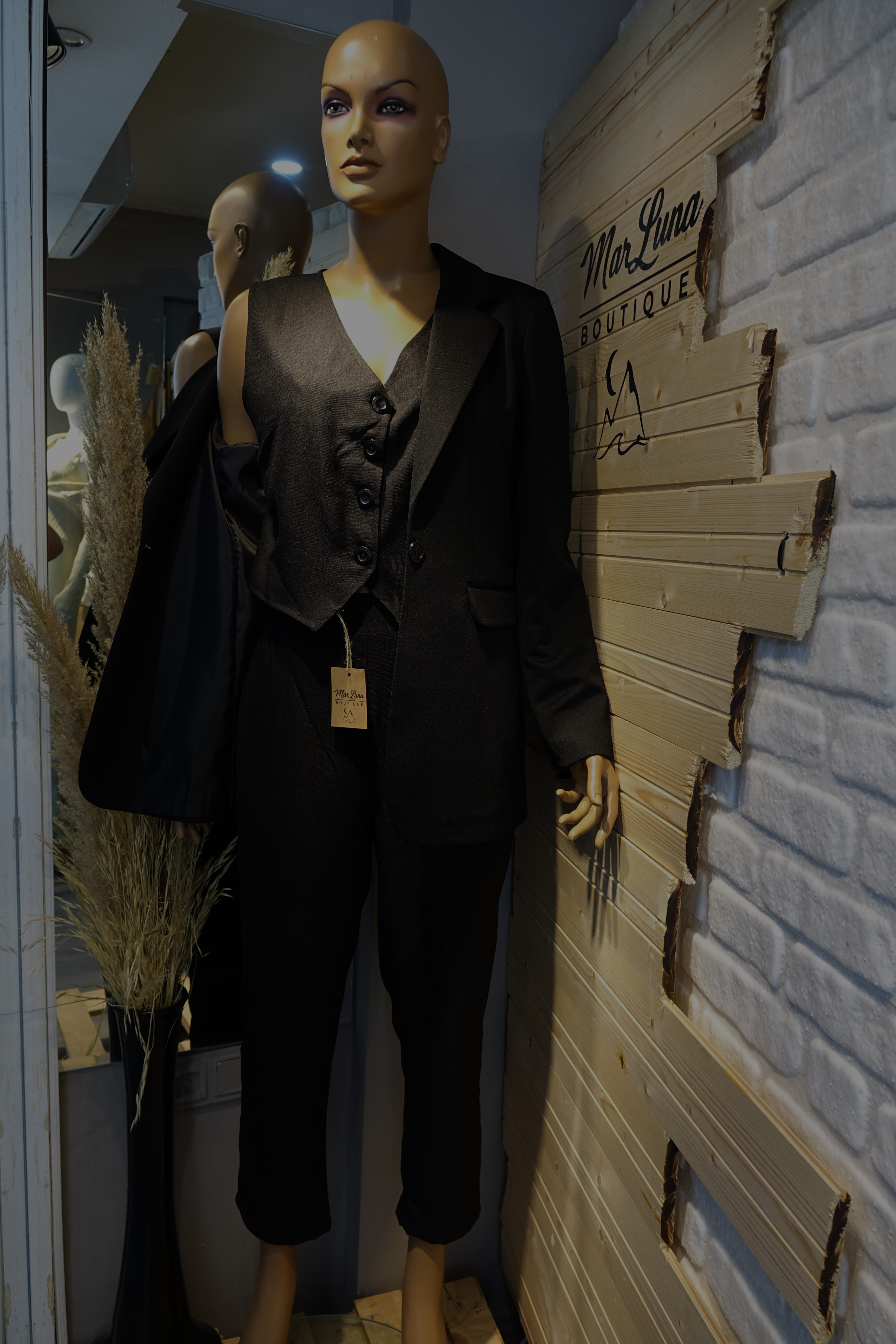 Siyah Kadın Takım Elbise – Blazer Ceket Yelek Pantolon 3’lü Şık Kadın Takım Kombini